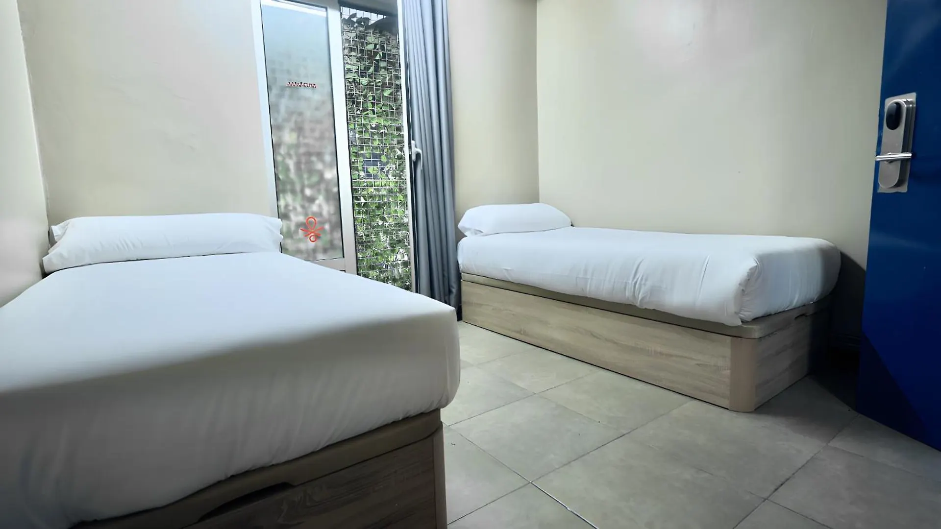 Ideal Youth Hostel Barcelona