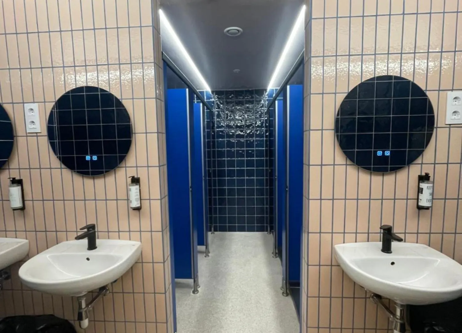 Ideal Youth Hostel Barcelona