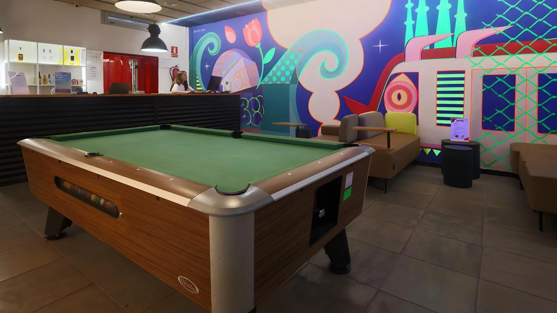 Ideal Youth Hostel Barcelona